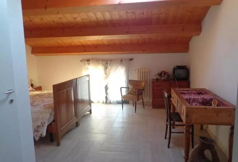 ホテル Agriturismo Sorgente Di Luna