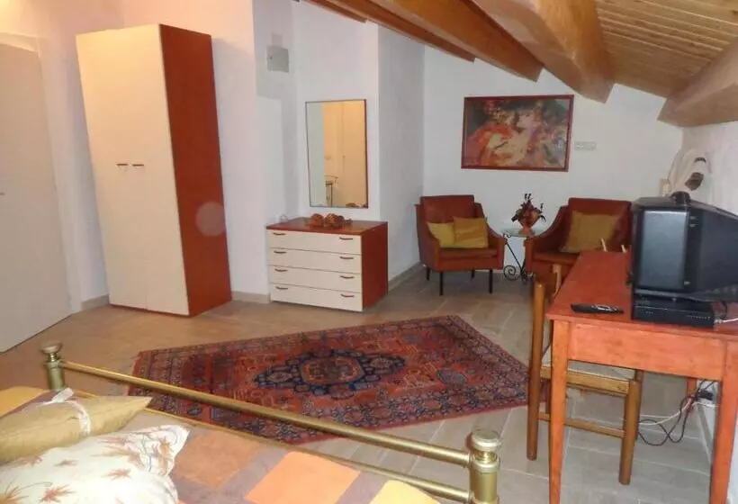 ホテル Agriturismo Sorgente Di Luna