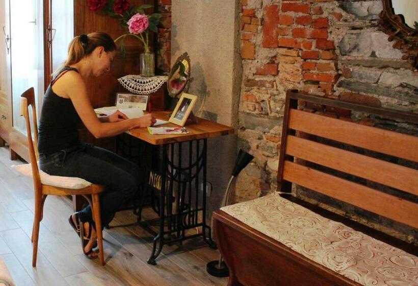 Le Dame Della Cortesella B&b