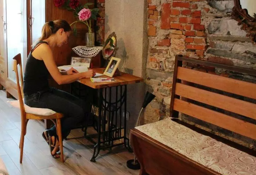 Le Dame Della Cortesella B&b