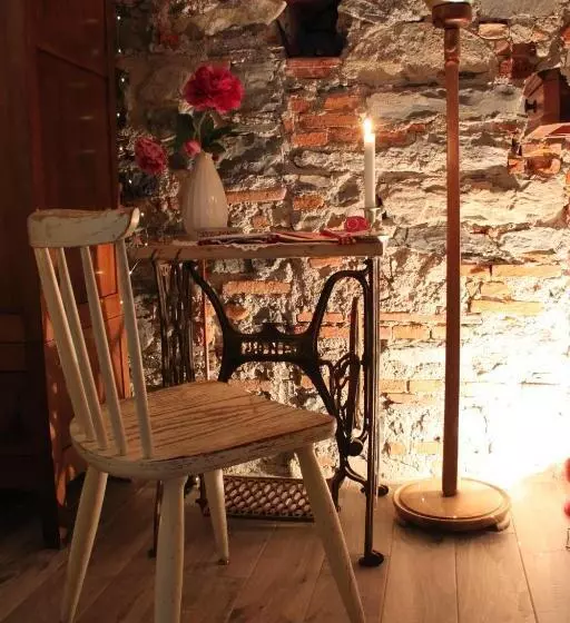 Le Dame Della Cortesella B&b