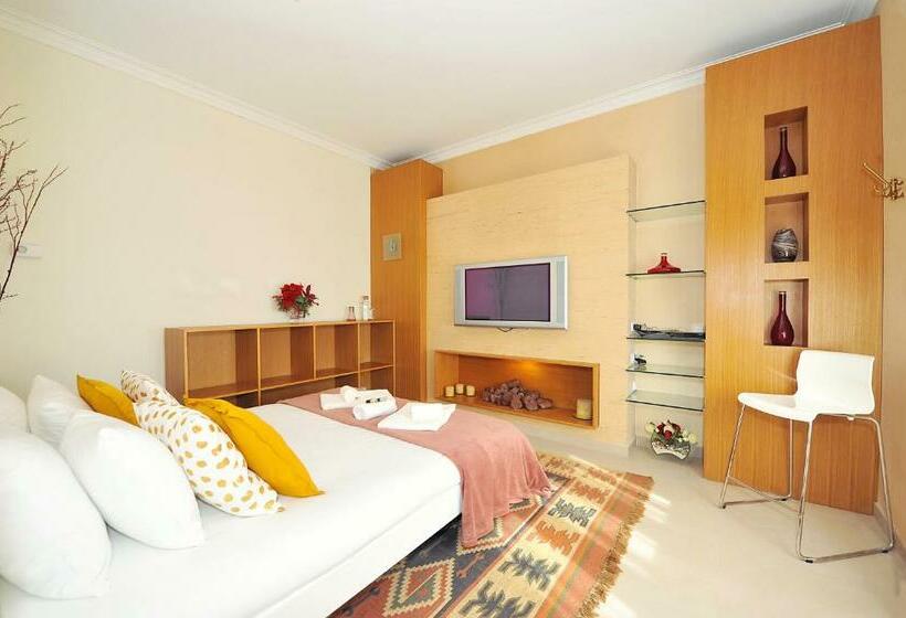 پانسیون Cosy Bedrooms Guest House