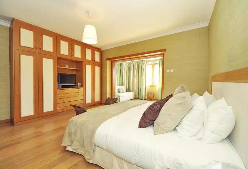 پانسیون Cosy Bedrooms Guest House