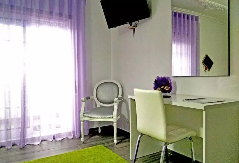 ペンション Guesthouse Pombinha