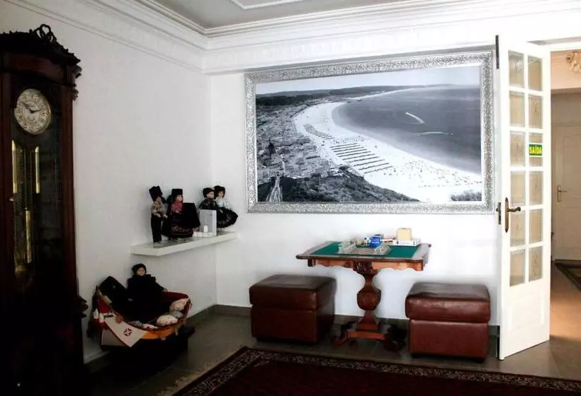 ペンション Guesthouse Pombinha