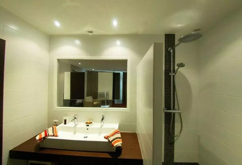 Majatalo Cassis Loc   Chambre Meublée