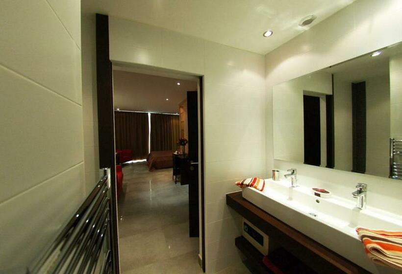 پانسیون Cassis Loc Chambre Meublée