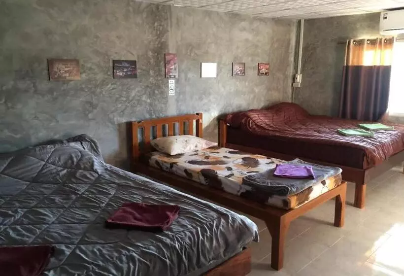 Lomakeskus Khao Kho Copter Hill