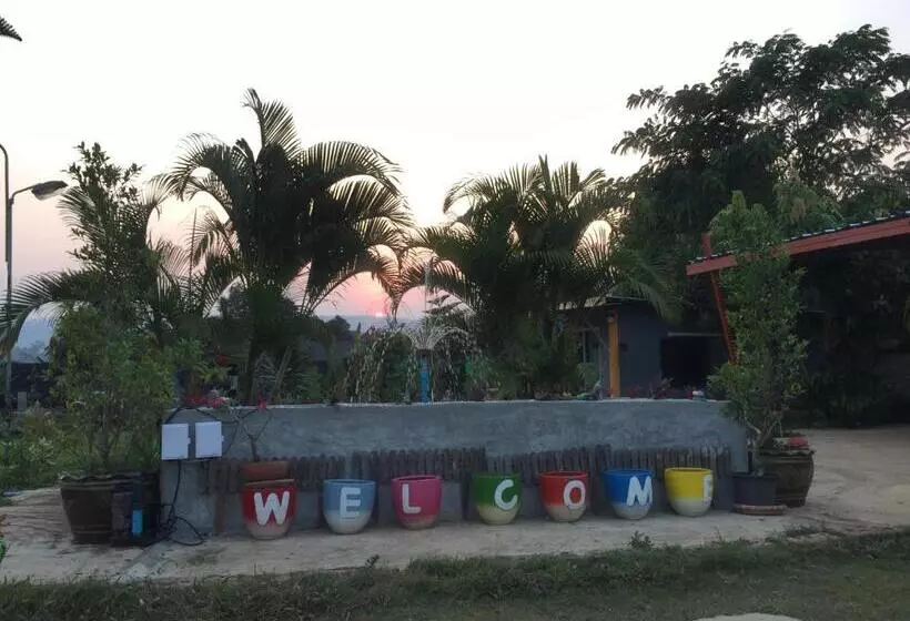 Lomakeskus Khao Kho Copter Hill