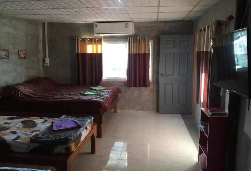 Lomakeskus Khao Kho Copter Hill