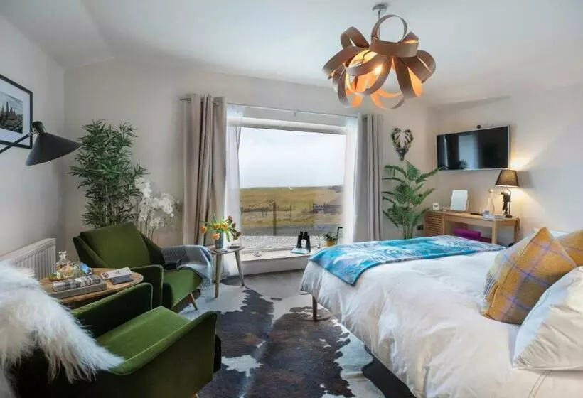 Abhaig Boutique B&b   Small & Luxurious In A Great Location!