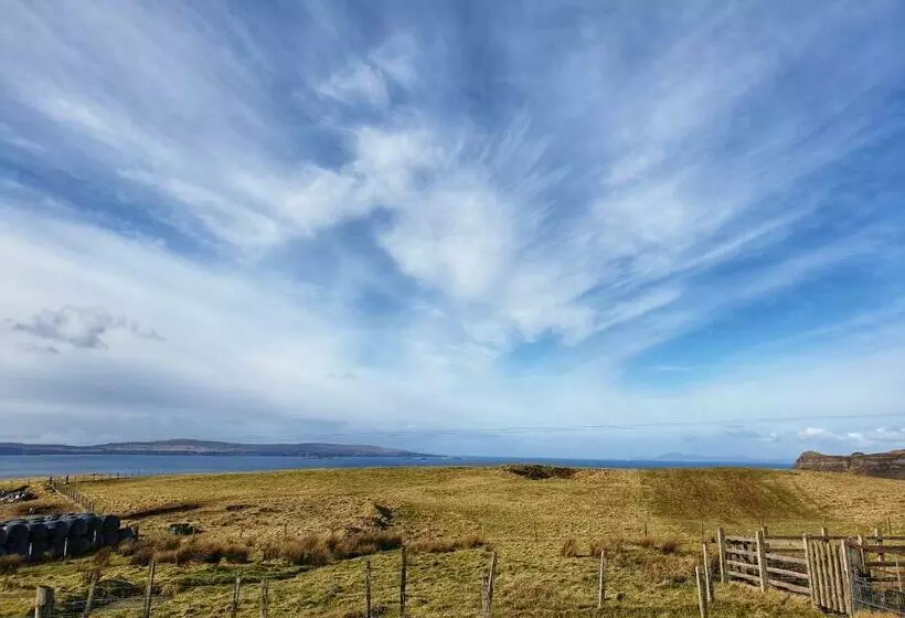 Abhaig Boutique B&b   Small & Luxurious In A Great Location!