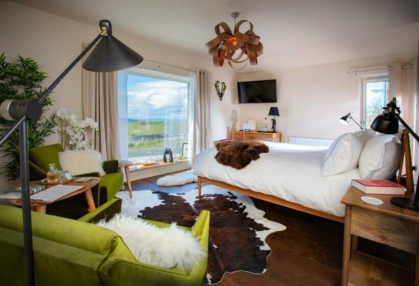 Abhaig Boutique B&b   Small & Luxurious In A Great Location!