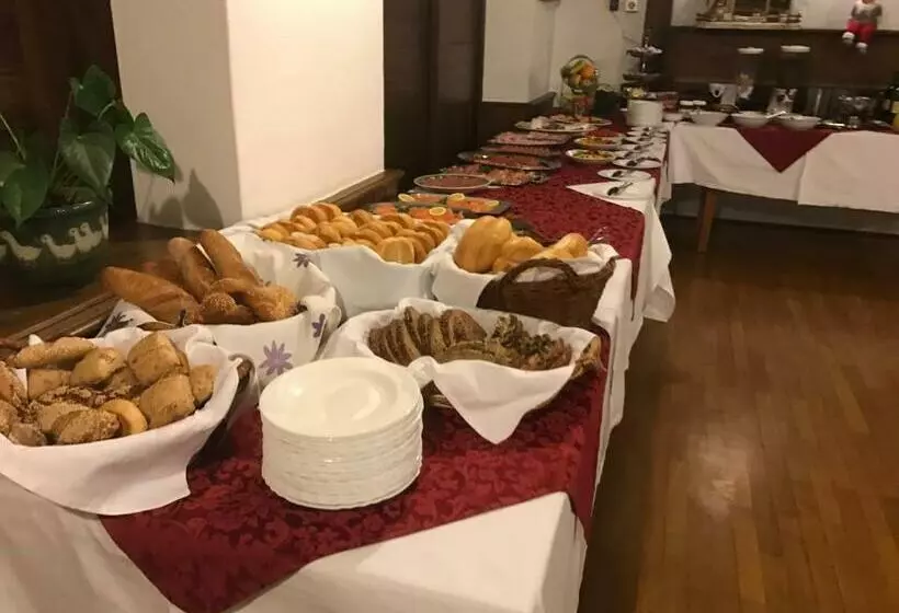 Retkeilymaja Gasthof Wagner Restaurant Pension