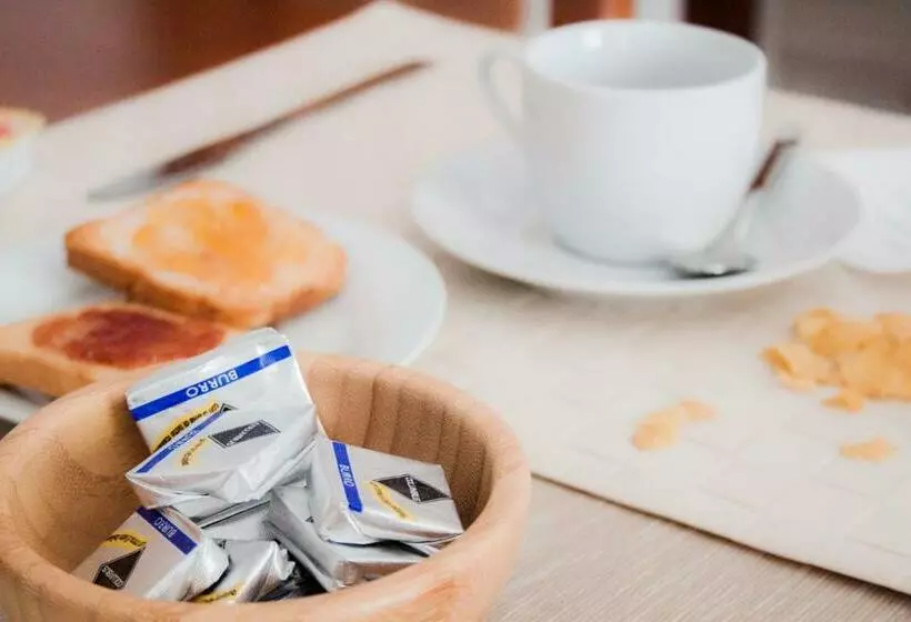 Aamiaismajoitus (B&B) A Casa Di Amici