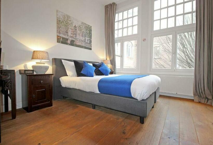 ベッドアンドブレックファースト New Monumental Garden View Studio