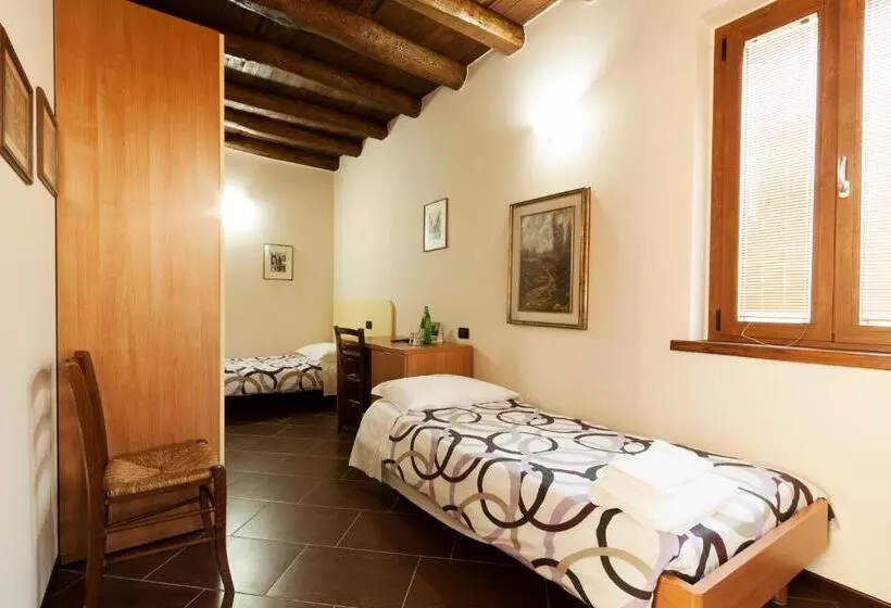 Hotelli Albergo Trattoria Dazze
