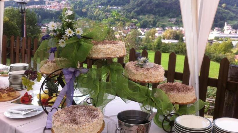 ホテル Albergo Trattoria Dazze