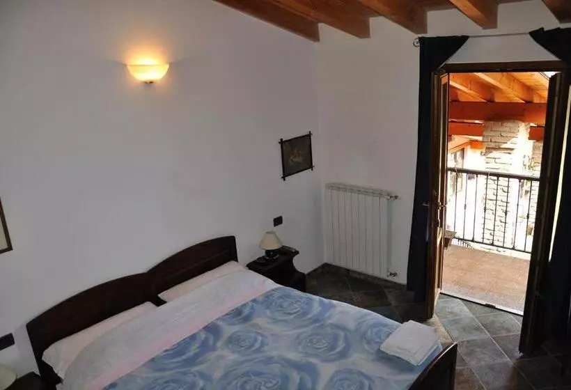 Hotelli Albergo Trattoria Dazze