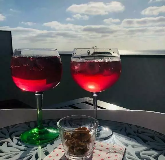 Majatalo Sunset Beach House