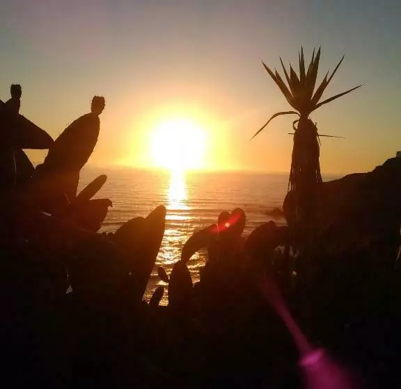 Majatalo Sunset Beach House