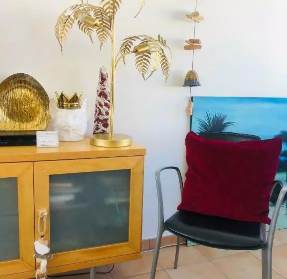 Majatalo Sunset Beach House