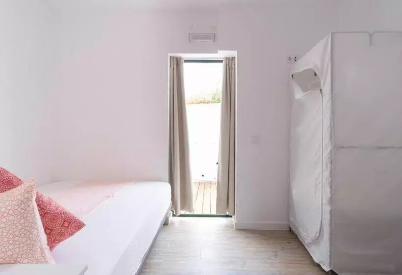 Sunshine Hostel