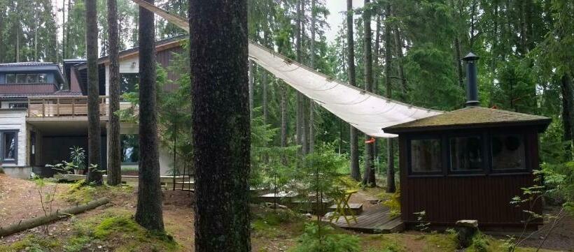 تختخواب و صبحانه Aamuranta