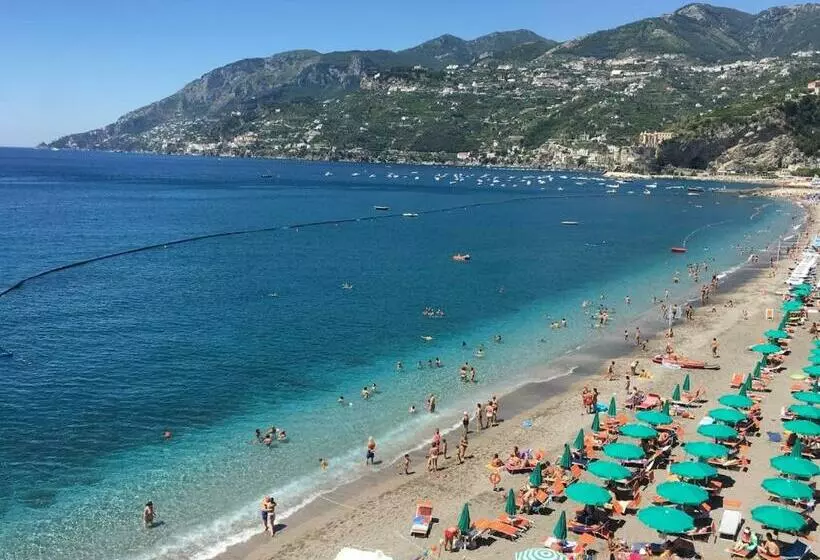 تختخواب و صبحانه Acquamarine Maiori Amalfi Coast