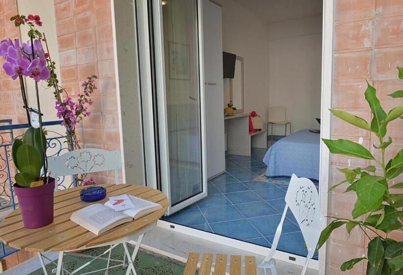 Bed and Breakfast Acquamarine Maiori Amalfi Coast