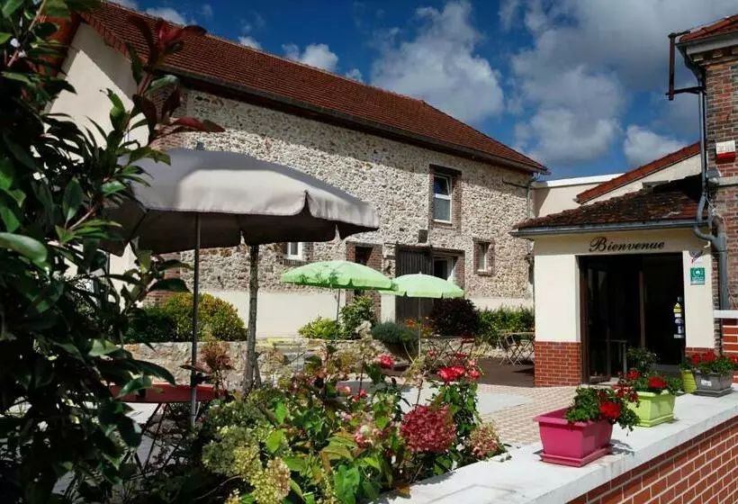 ベッドアンドブレックファースト Chambre D Hotes De La Loge