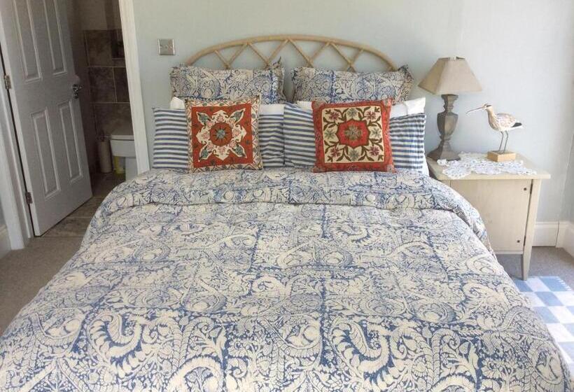 Bed and Breakfast Compass Rose