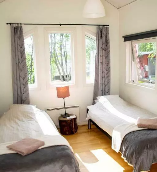 ベッドアンドブレックファースト Husky Lodge Hostel
