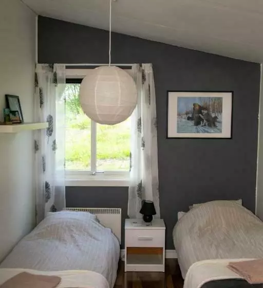 ベッドアンドブレックファースト Husky Lodge Hostel
