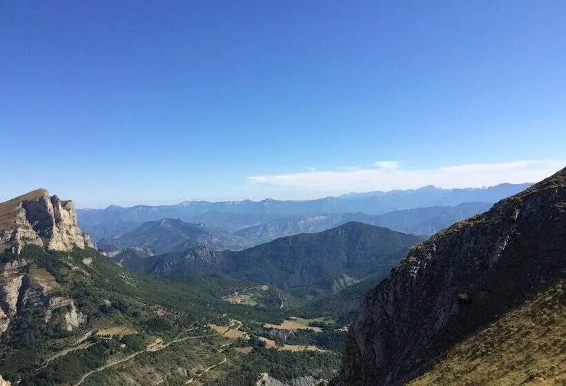 ベッドアンドブレックファースト Le Glandasse