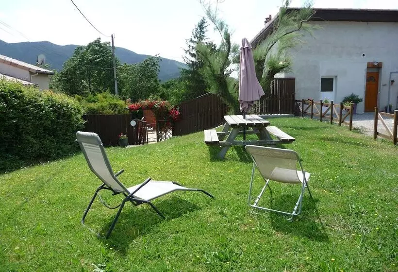 ベッドアンドブレックファースト Le Glandasse