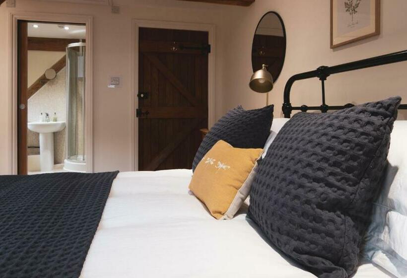 민박 North Downs Barn