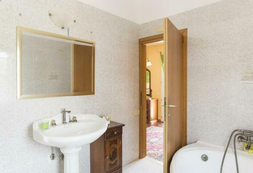 تختخواب و صبحانه Vacationers Refuge