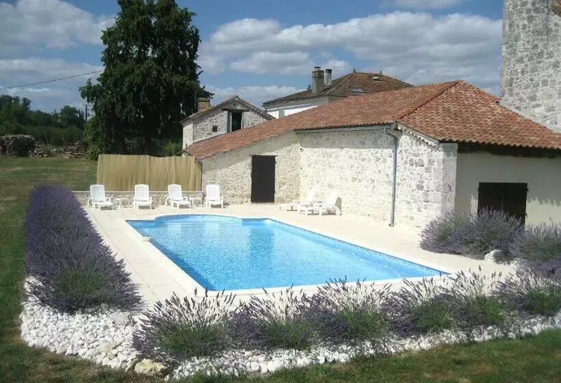 ベッドアンドブレックファースト Val De Costes