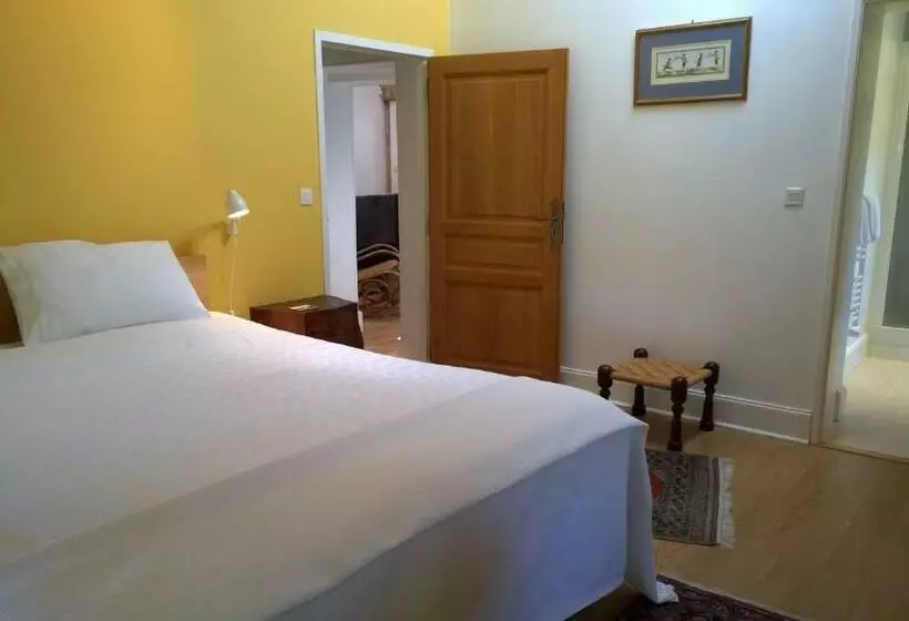 ベッドアンドブレックファースト Val De Costes