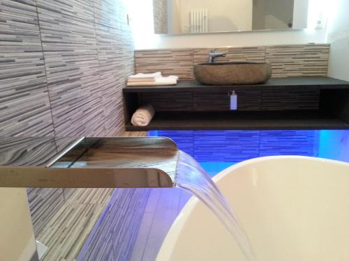 膳宿费 5&5 Rooftop