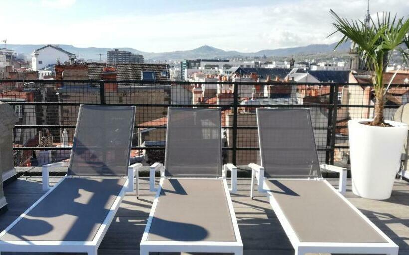 膳宿费 5&5 Rooftop