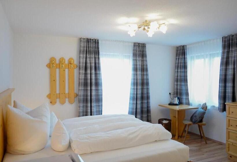 پانسیون Das Astrid