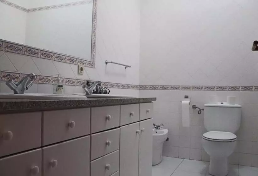 ペンション Enjoy Viana   Guest House