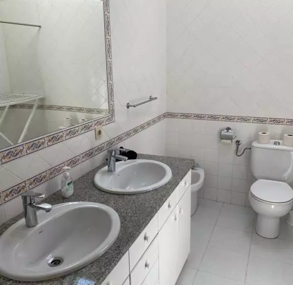 ペンション Enjoy Viana   Guest House