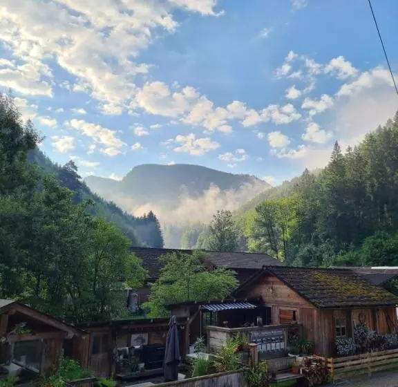 ペンション Haslaustube