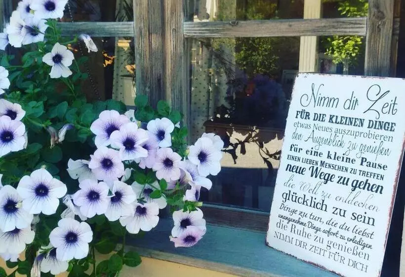 ペンション Haslaustube