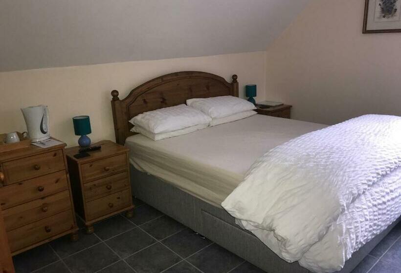 Riverside Cottage B&b