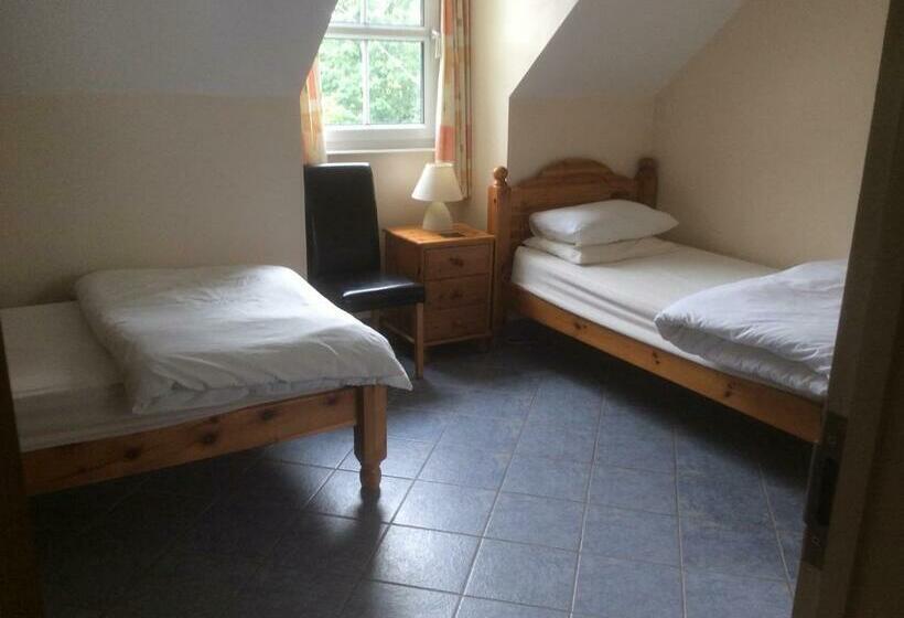 Riverside Cottage B&b