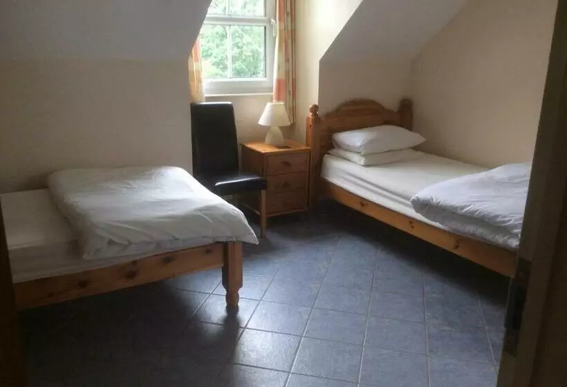 Riverside Cottage B&b